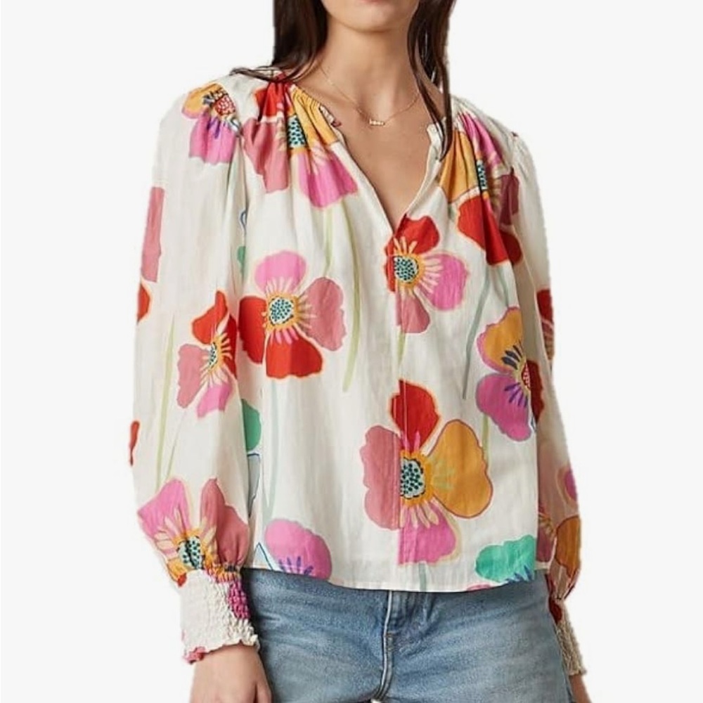 NWOT Velvet by Graham & Spencer Floral Print Women's Top